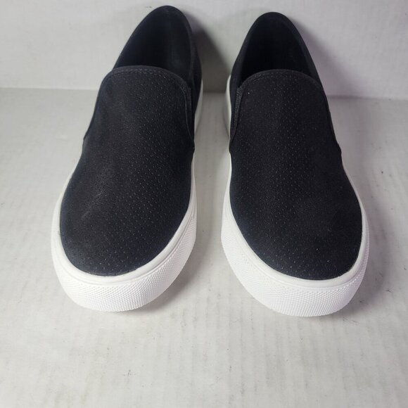 Steve Madden Women Zarayy Casual Resort Black Slip-On Sneakers Size 6 - Picture 2 of 8